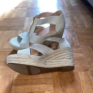 Summer Wedge